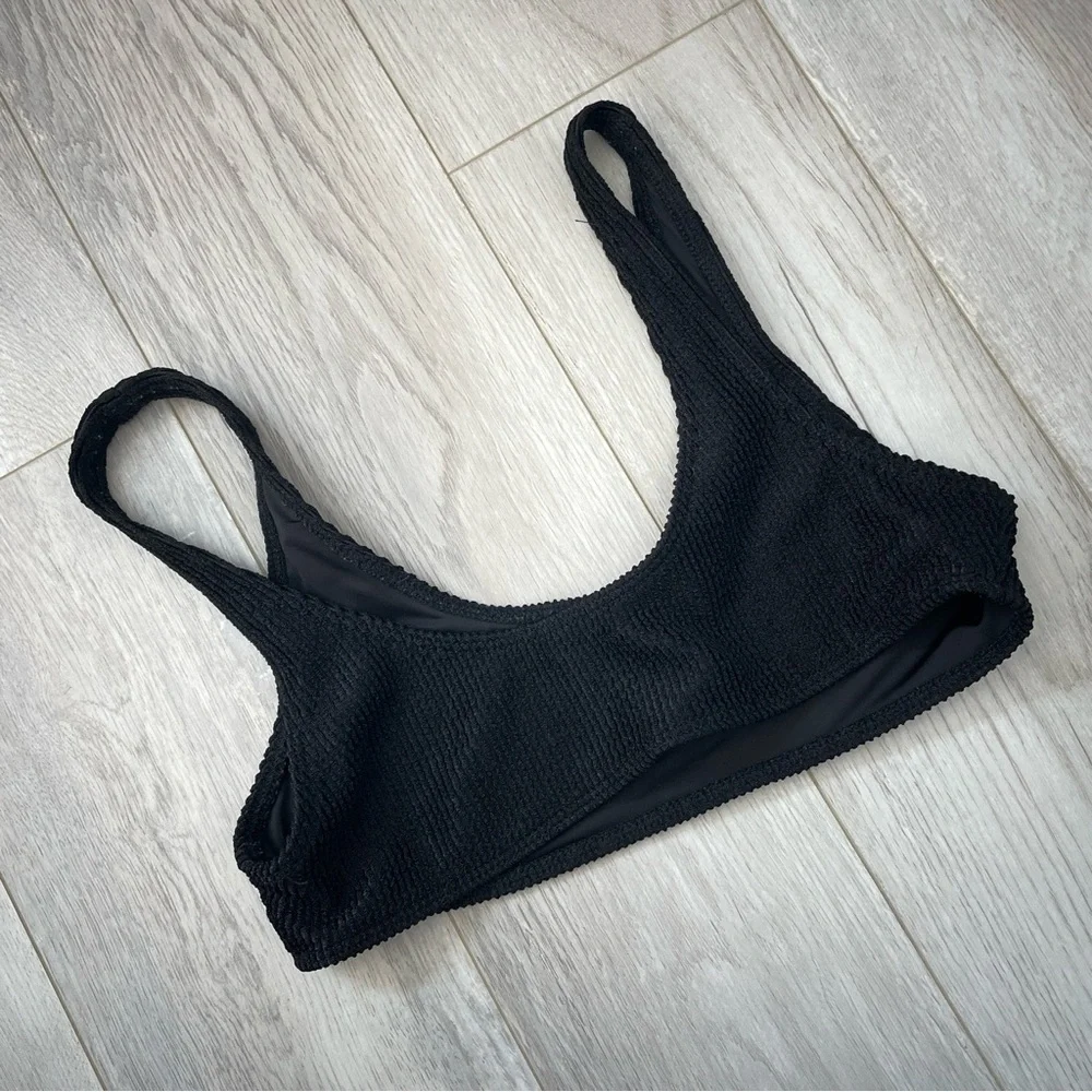 Frankies Bikinis Top connor ribbed scoop pullover womens Black (small) swim